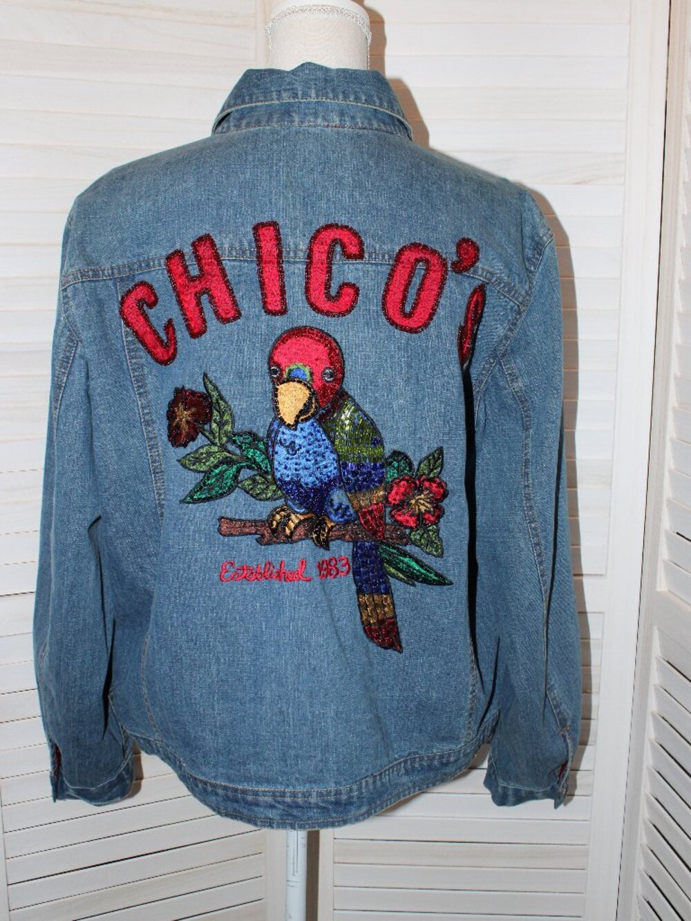 CHICO'S Parrot Anniversary Collection Beaded Embroider Denim Zip Jacket Sz 3(XL)